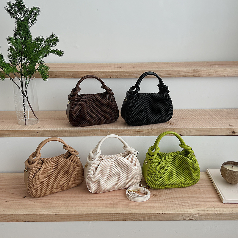 Cute Woven Handbag Magnetic Bu - Interior Design Style recensione e prezzo