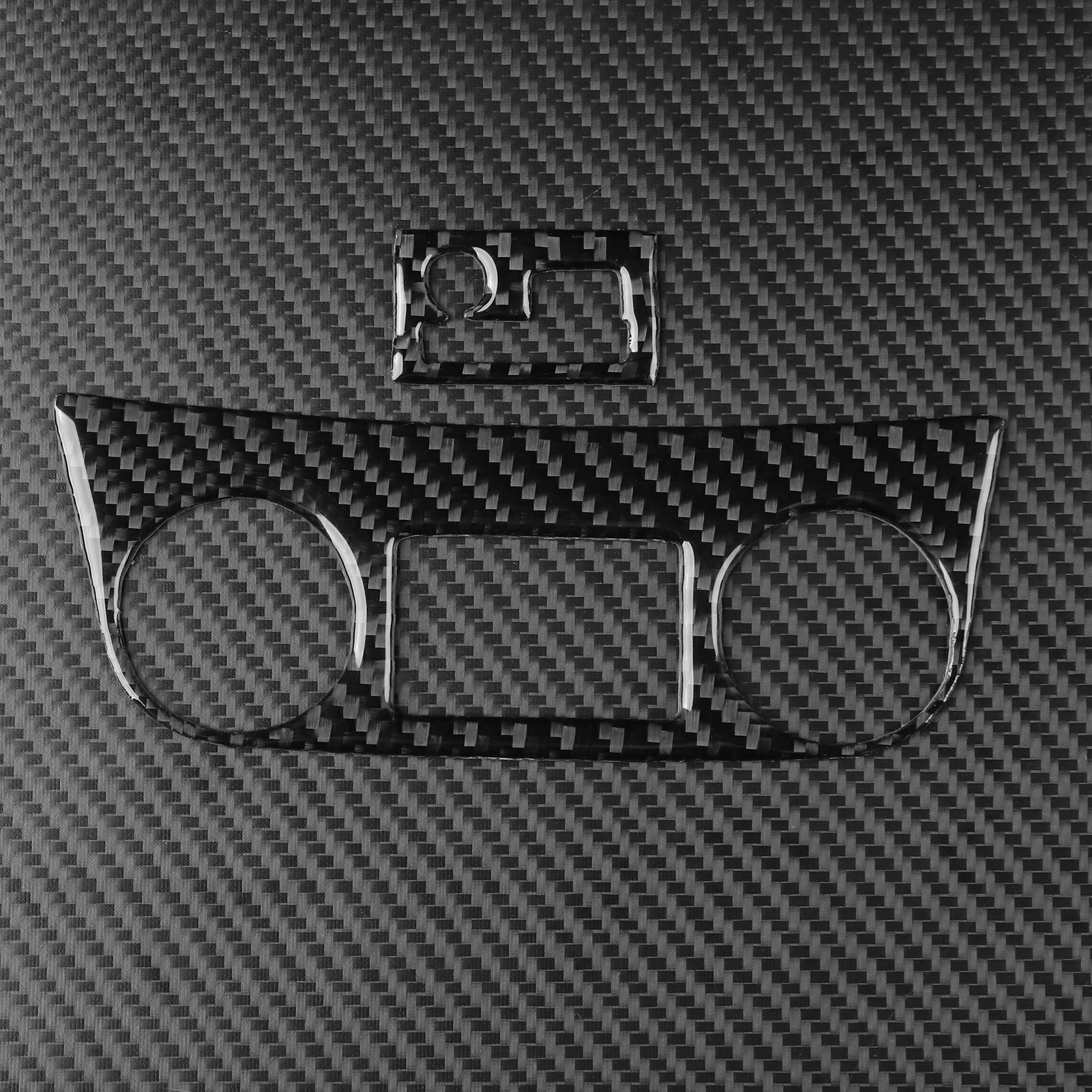 Carbon Fiber USB Charging Port - Interior Design Mood Board recensione e prezzo